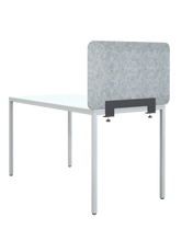 Laden Sie das Bild in den Galerie-Viewer, Akustik Trennwand aus Filz mit stabiler Klemme aus pulverbeschichtetem Metall