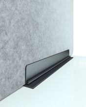 Laden Sie das Bild in den Galerie-Viewer, Akustik Trennwand, wertiger Aufsteller für Schreibtische aus Filz mit stabilem Metallfuß