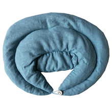 Laden Sie das Bild in den Galerie-Viewer, Nacken Kirschkernkissen mit Schlaufe und Stehkragen - 100% Baumwolle - 4 Farben